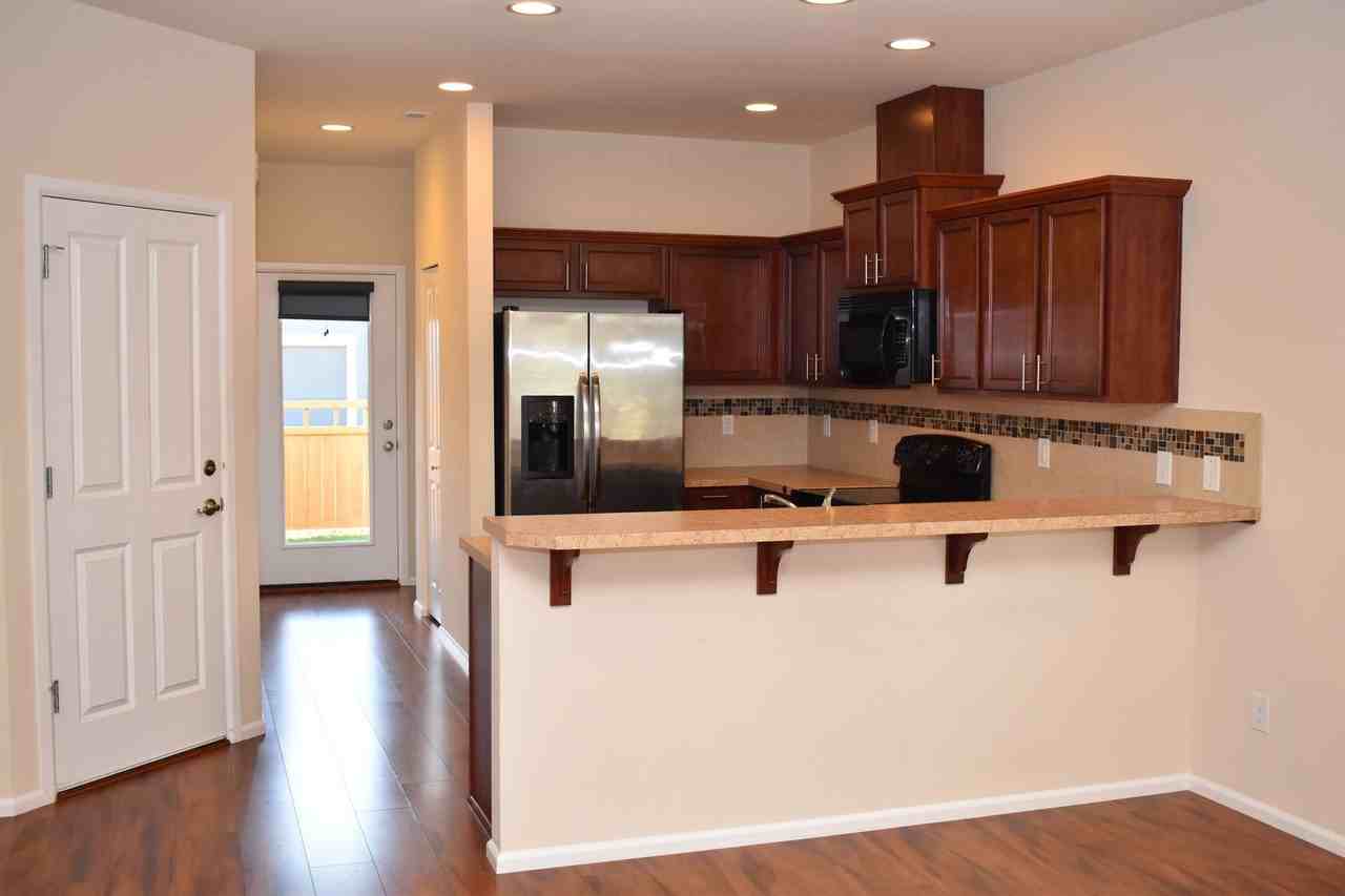 18034 16th Avenue Ct E - Photo 4 of 23