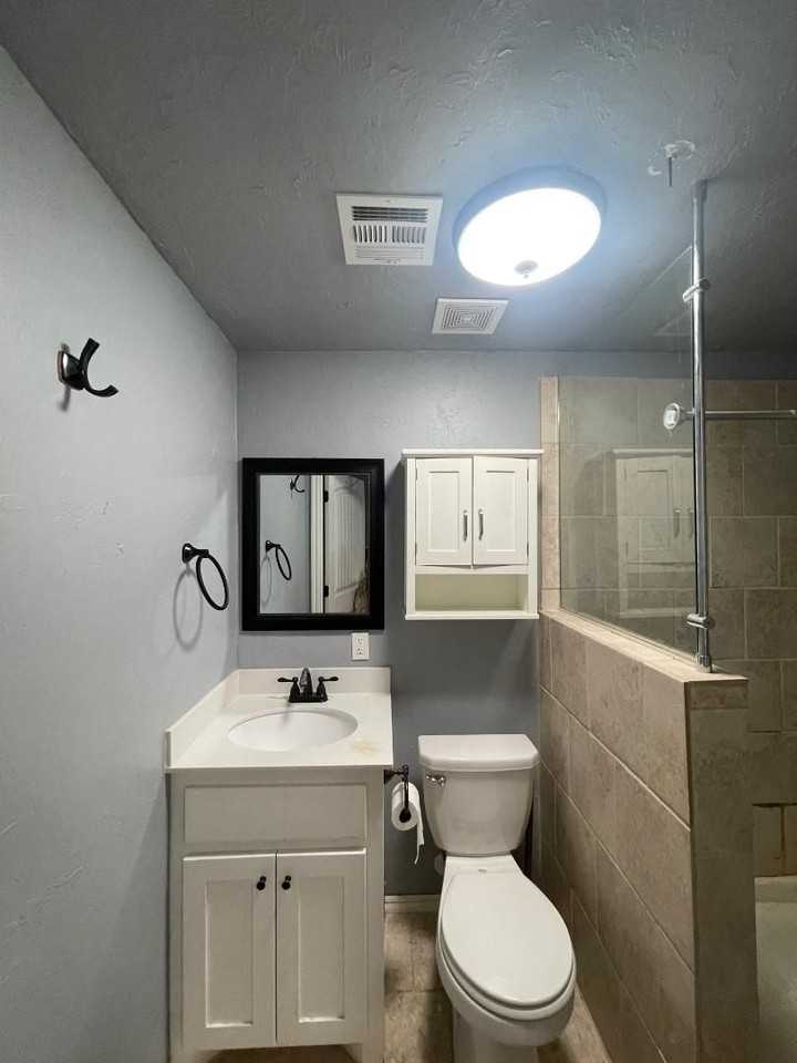601 Richmond Dr - Photo 5 of 17
