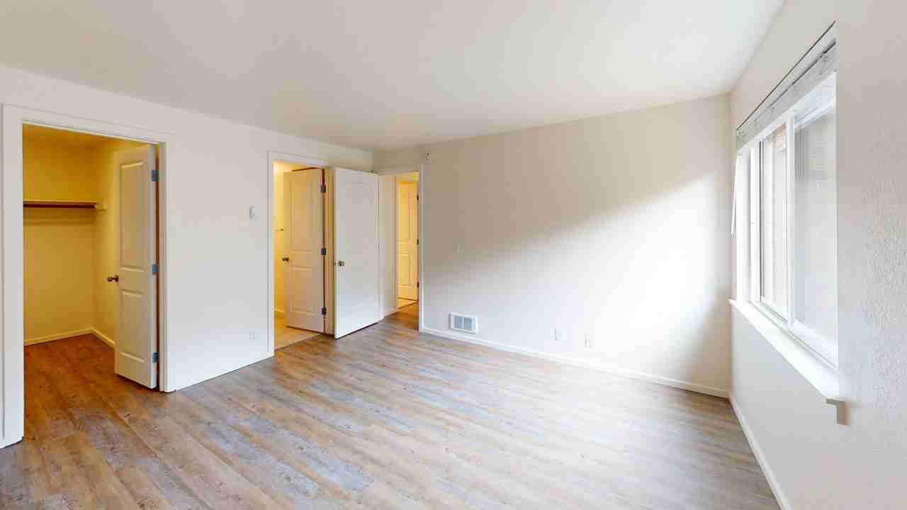 Parkridge Apartments - Photo 7 of 10