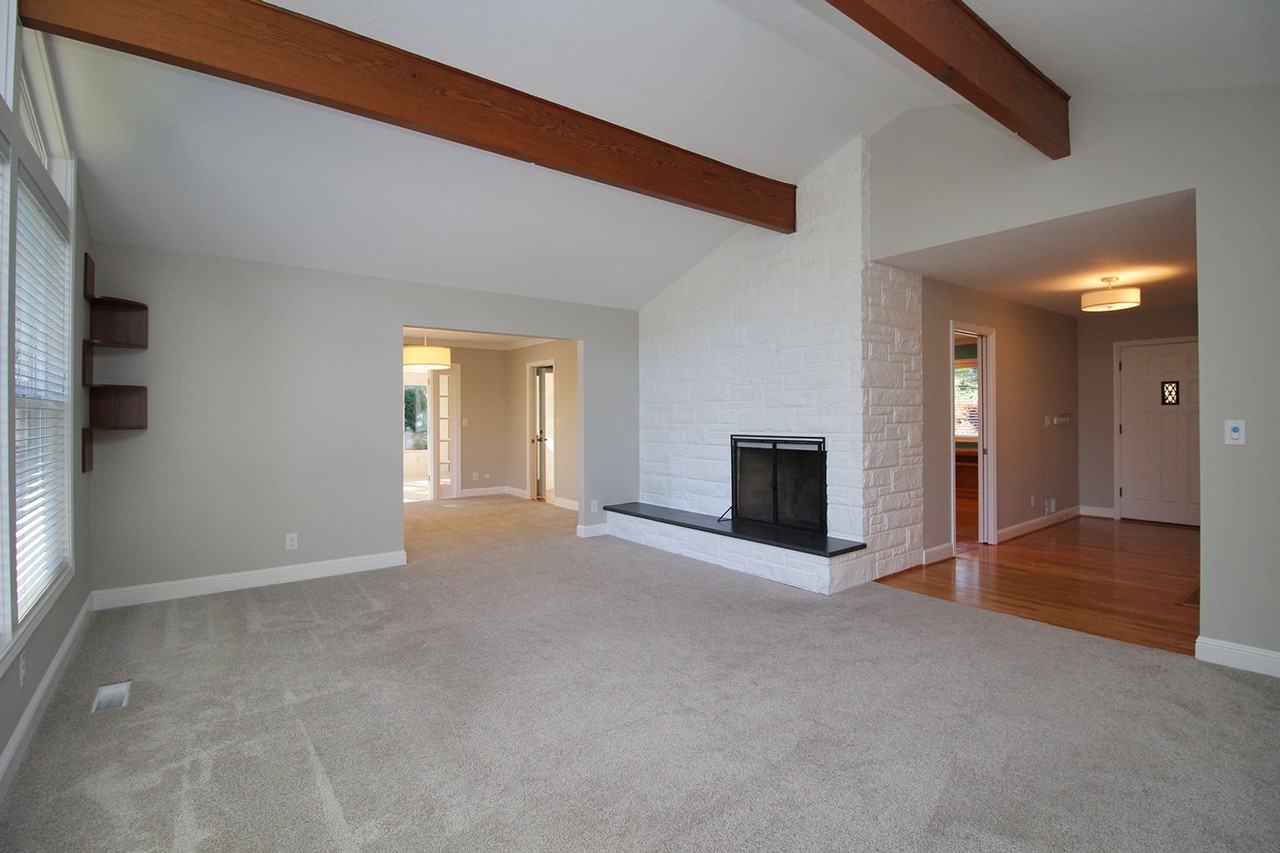 2710 Sw Scenic Dr - Photo 6 of 36