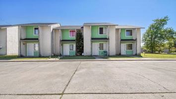 featured image of 5117 E 10th St