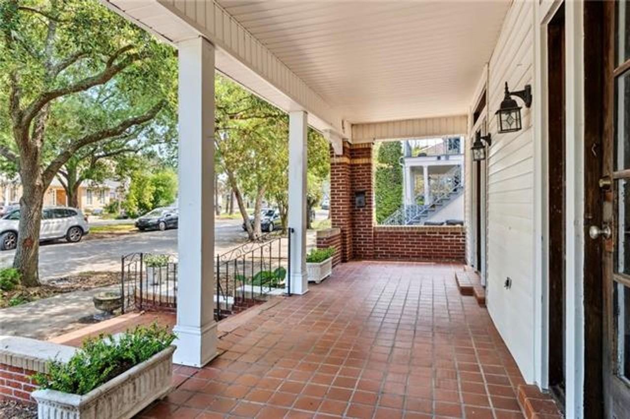 Charming duplex - Photo 2 of 17