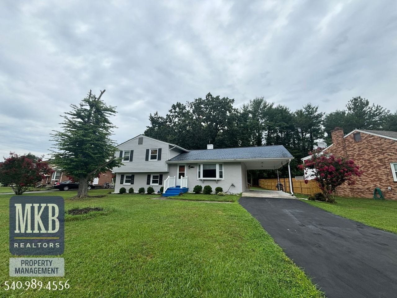 3158 Galloway Dr - Photo 2 of 38