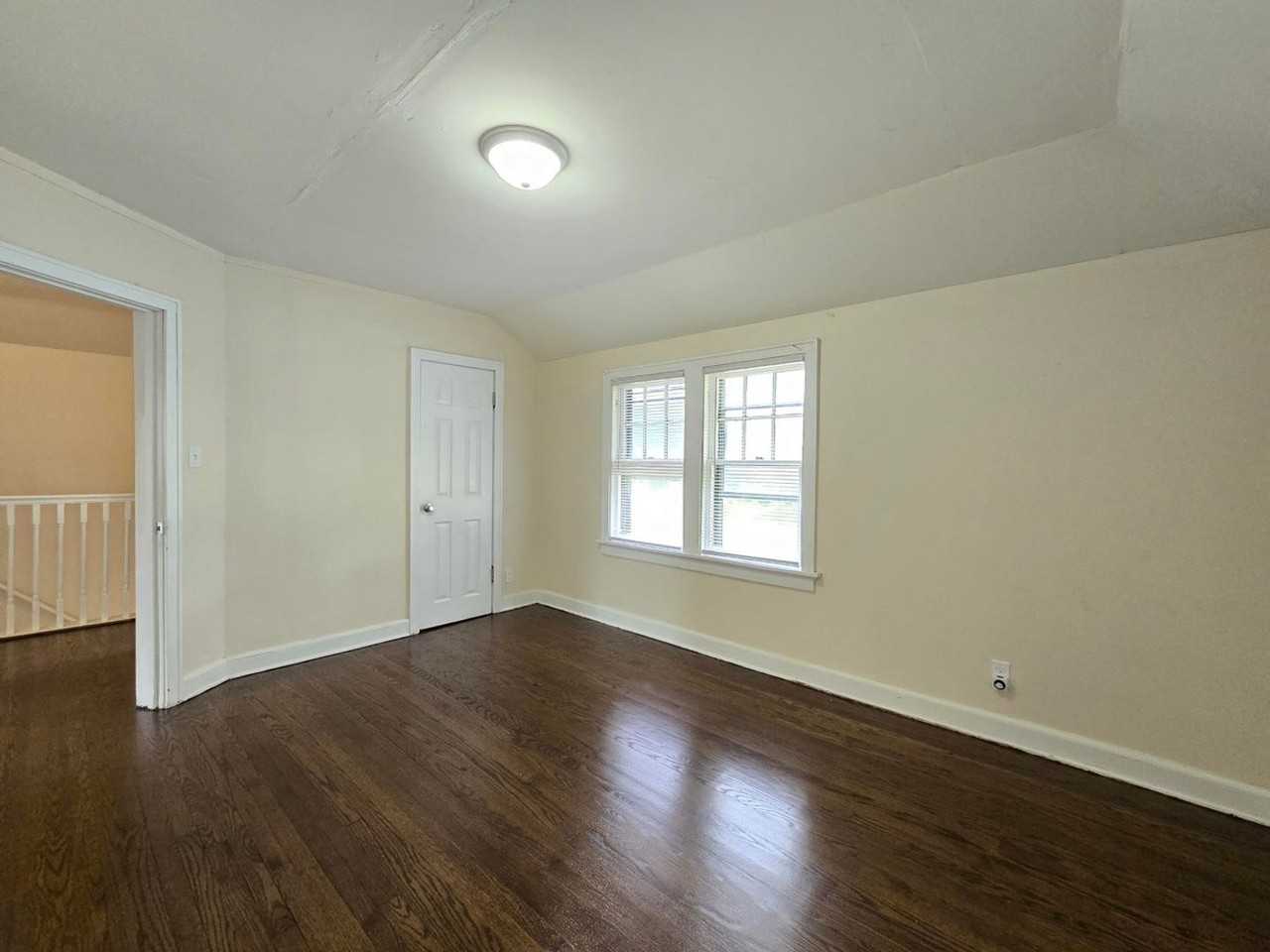 2422 W Roosevelt Dr - Photo 2 of 11