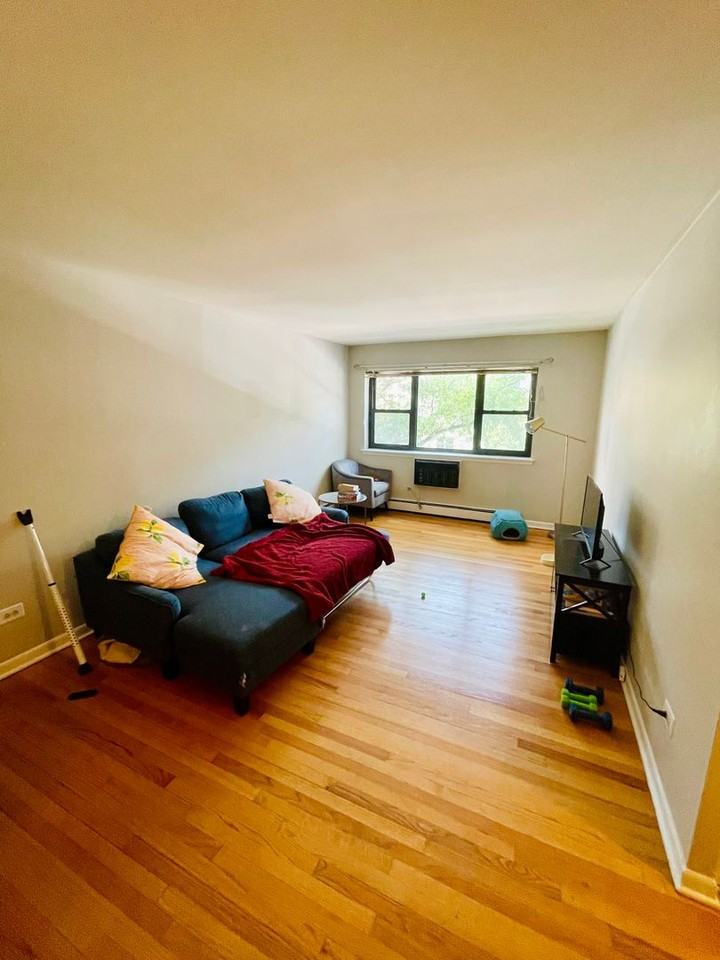 zCambridge - Photo 2 of 18