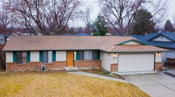 featured image of 989 E Valencia St