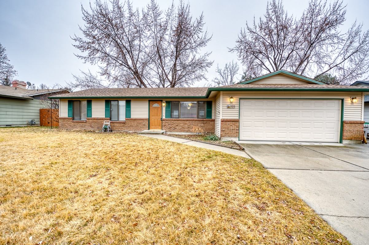 989 E Valencia St - Photo 4 of 22