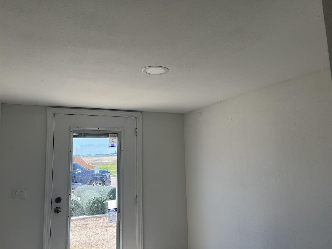 49 Jennifer Cir #1 - Photo 3 of 10