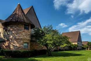 Castlewood Apartments - Photo 1 of 1