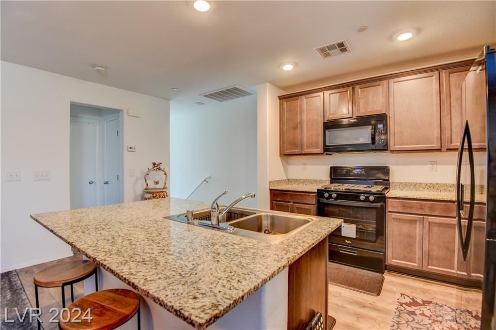 4547 Woolcomber St #1 - Photo 3 of 24