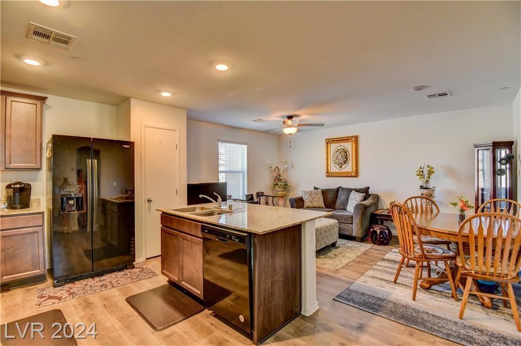 4547 Woolcomber St #1 - Photo 2 of 24