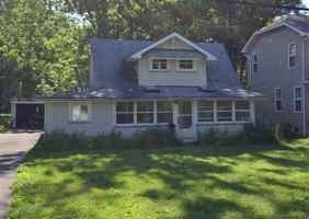 featured image of 295 East Blvd