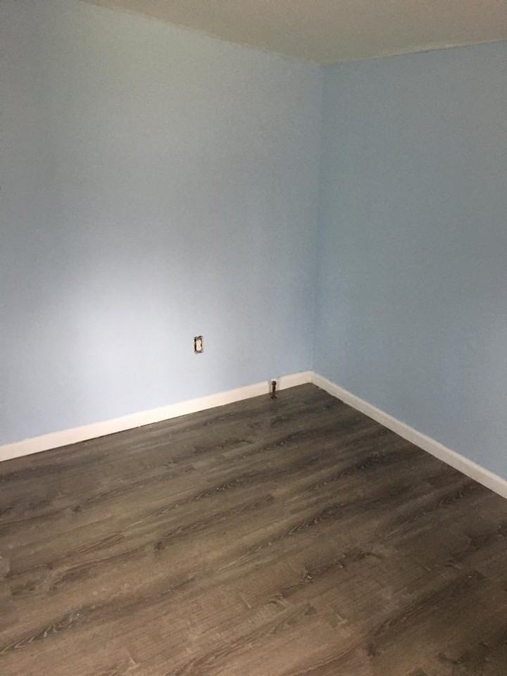 295 East Blvd - Photo 2 of 23