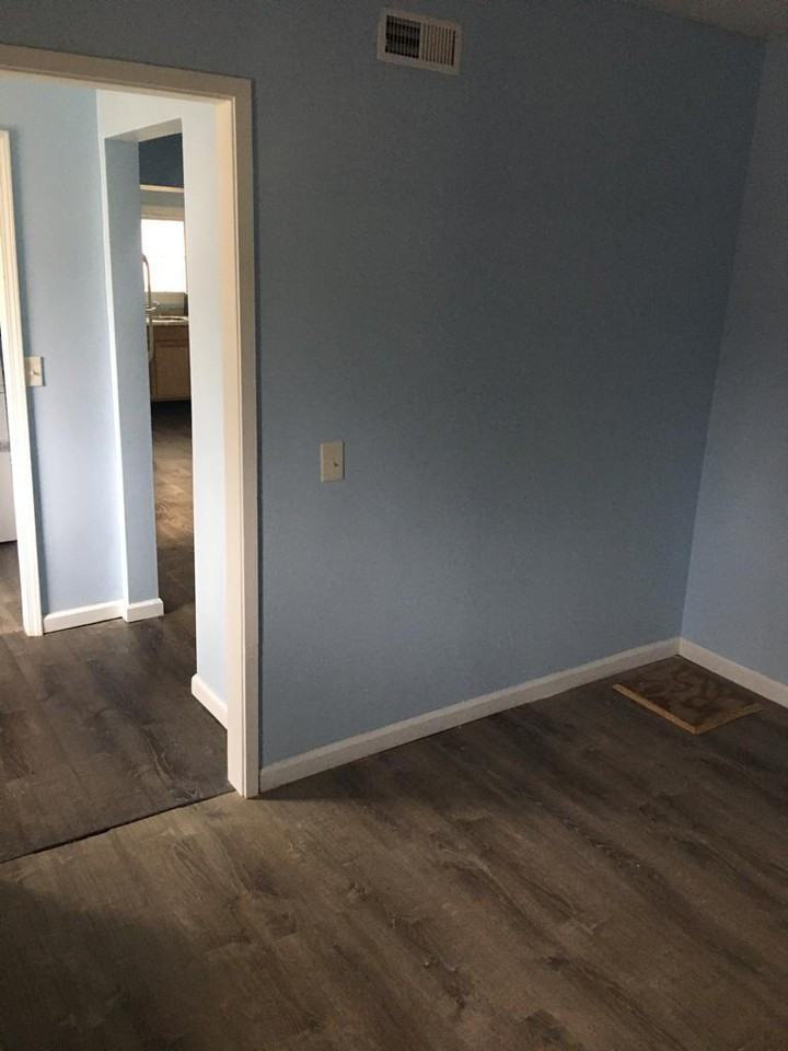 295 East Blvd - Photo 2 of 23