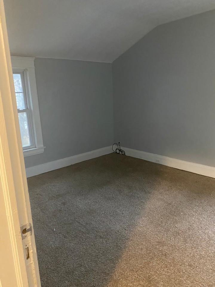 295 East Blvd - Photo 7 of 23