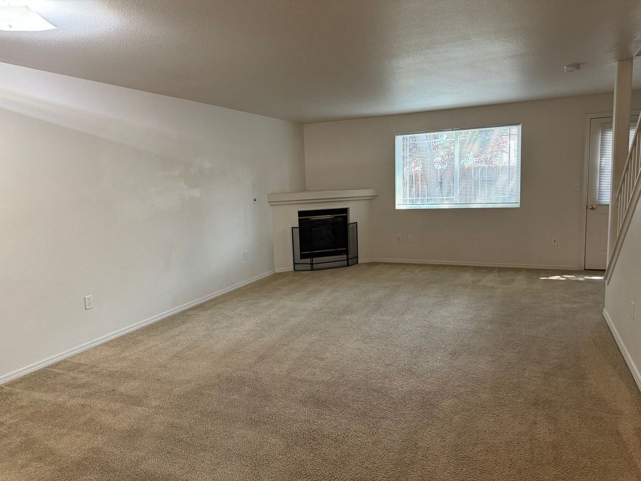 n516 - Photo 2 of 30