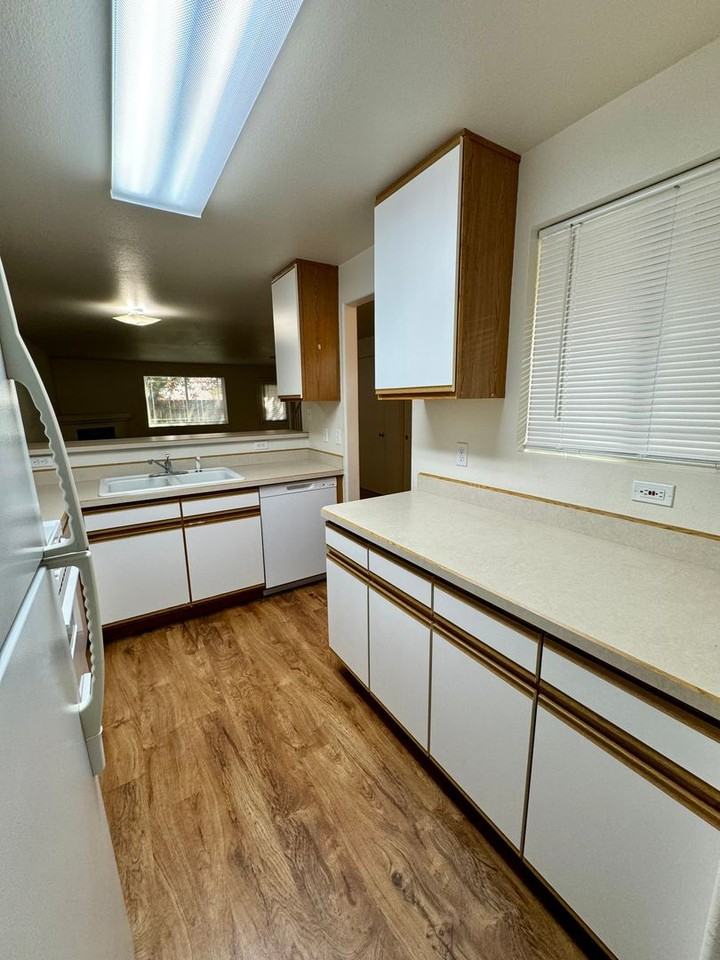 n516 - Photo 4 of 30