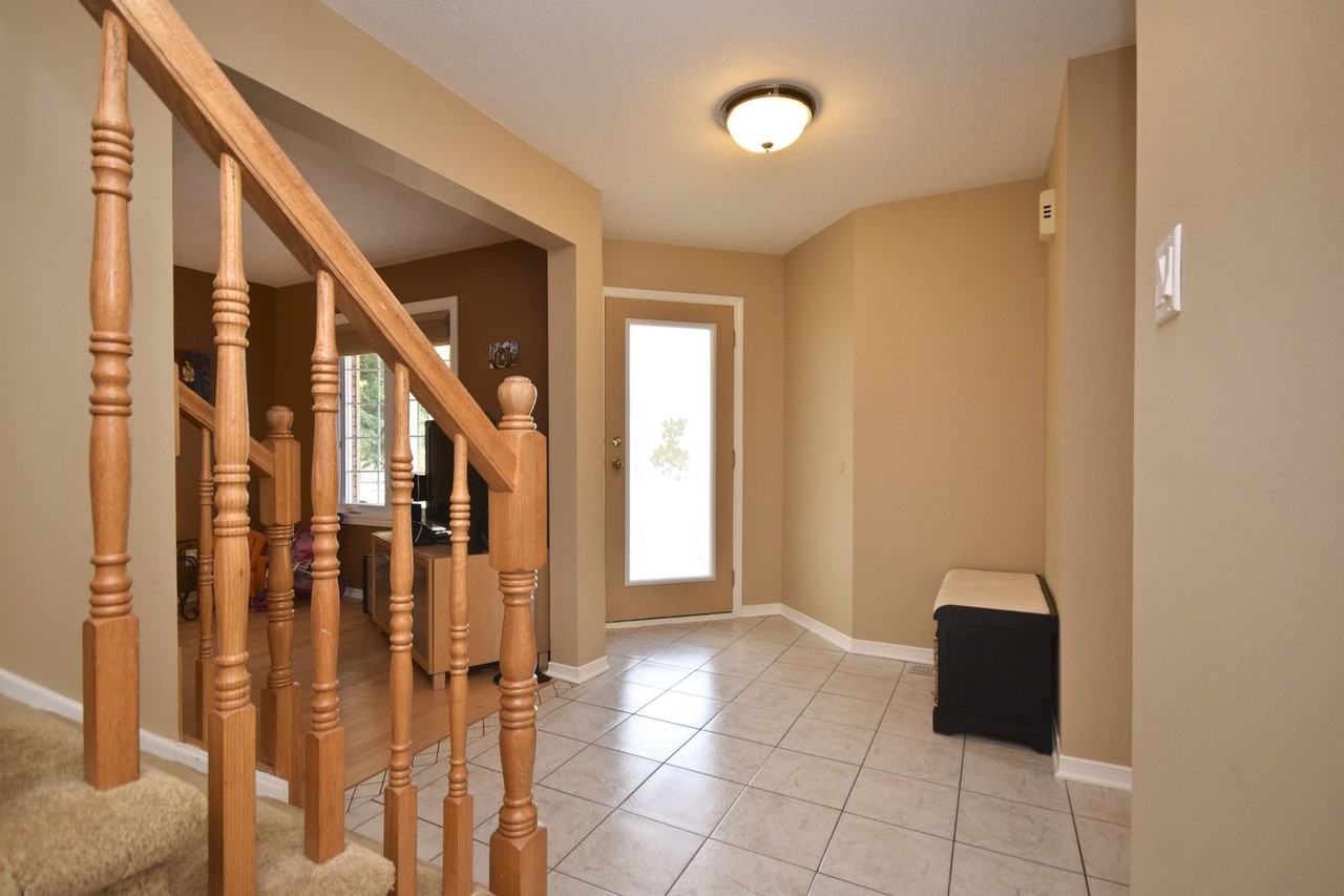 417 Place Pauline Charron - Photo 2 of 33