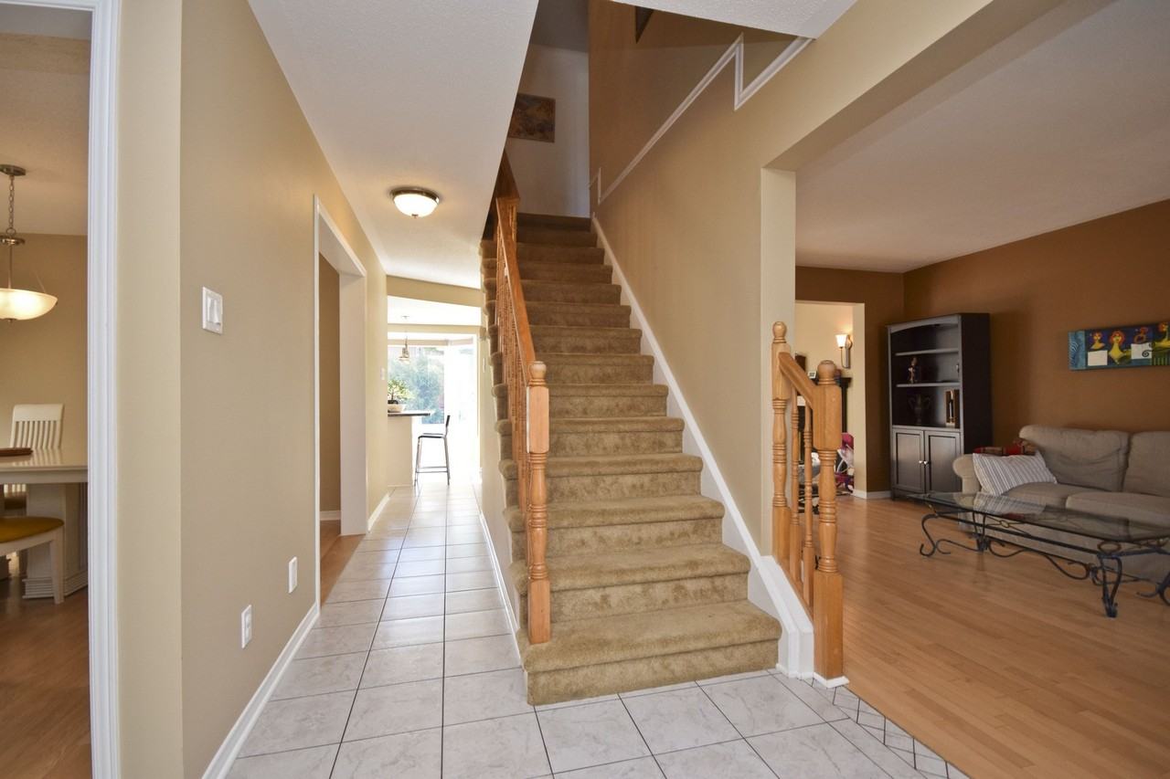417 Place Pauline Charron - Photo 3 of 33