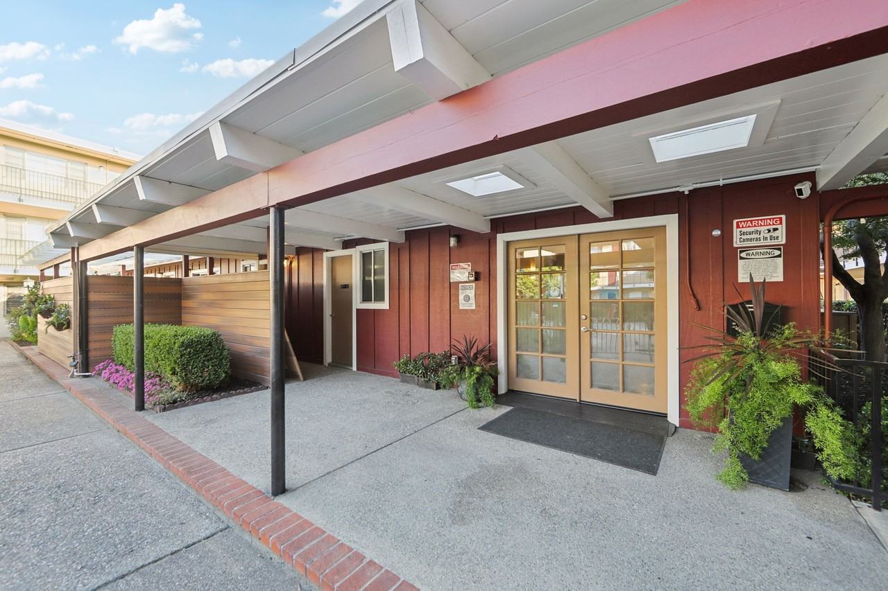 Metro Park Apartments - Photo 5 of 25