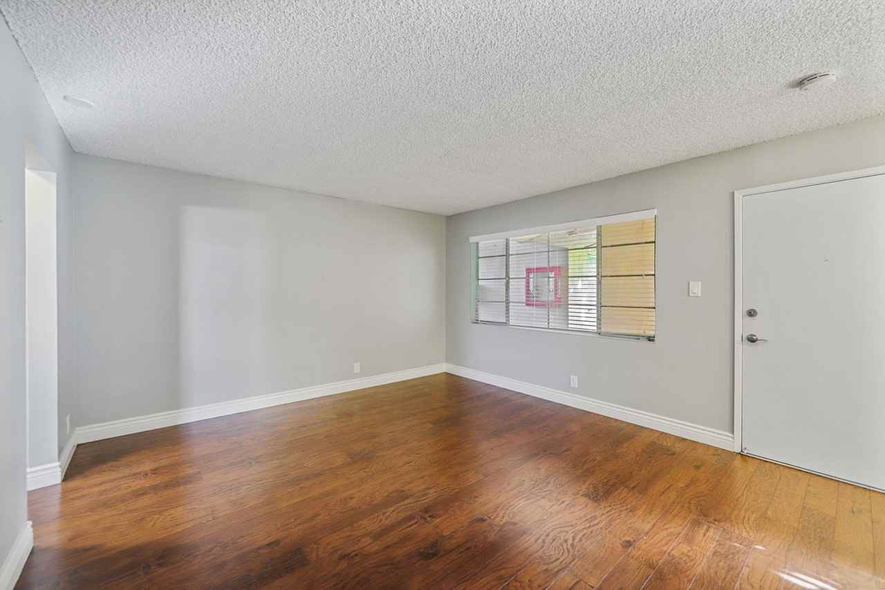 Metro Park Apartments - Photo 7 of 25