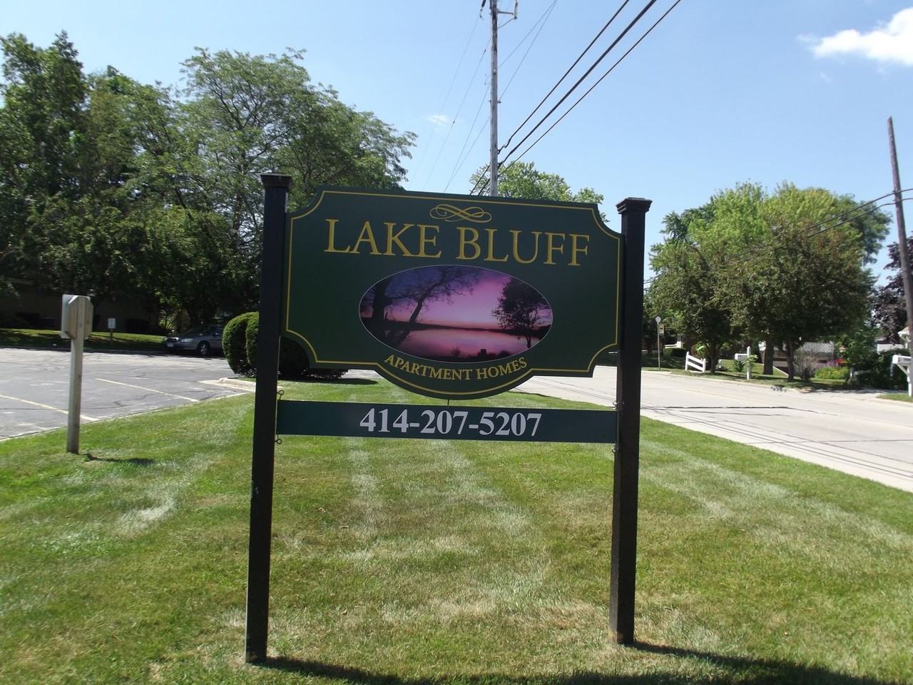 Lake Bluff Apartment Homes - Photo 2 of 17