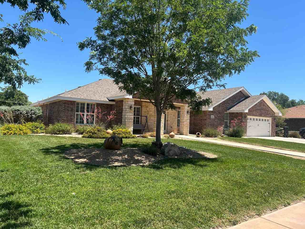 704 W Monterrey Way - Photo 4 of 43