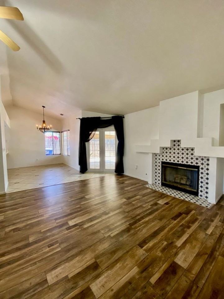 1414 Roper Way - Photo 4 of 13