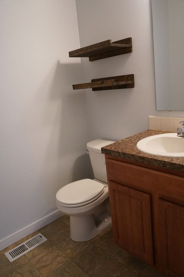 7014 Ne 55th St - Photo 5 of 16