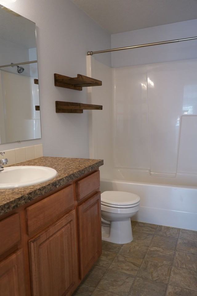 7014 Ne 55th St - Photo 7 of 16