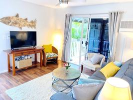 featured image of 160 Keonekai Rd #3-204