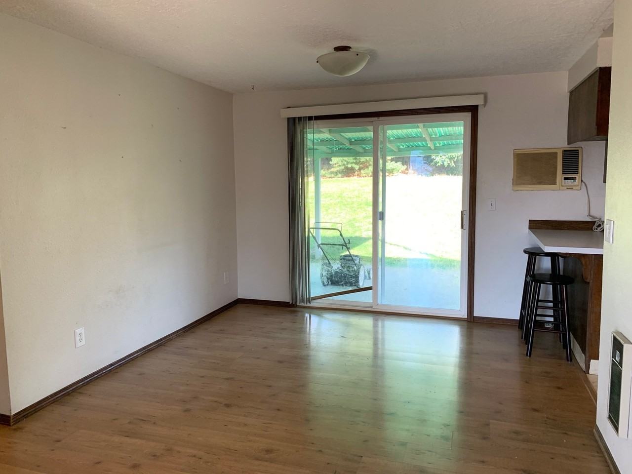 603 Columbia Dr - Photo 3 of 9