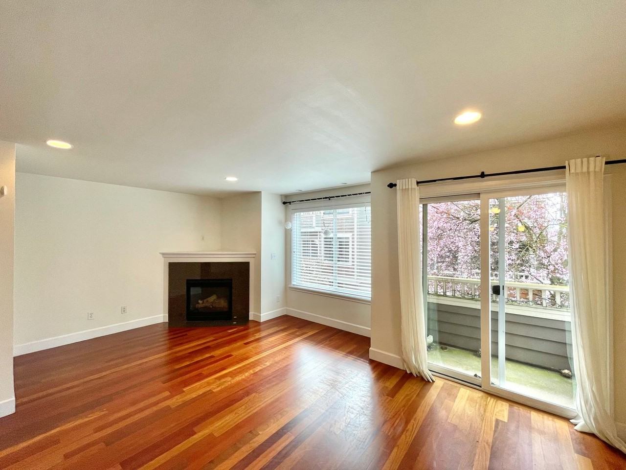 1413 Nw 61st St #B - Photo 6 of 19