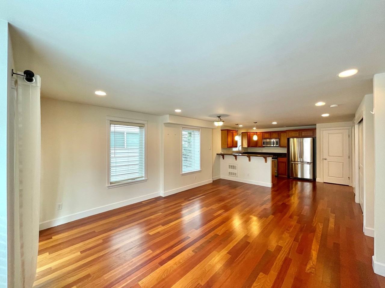 1413 Nw 61st St #B - Photo 5 of 19