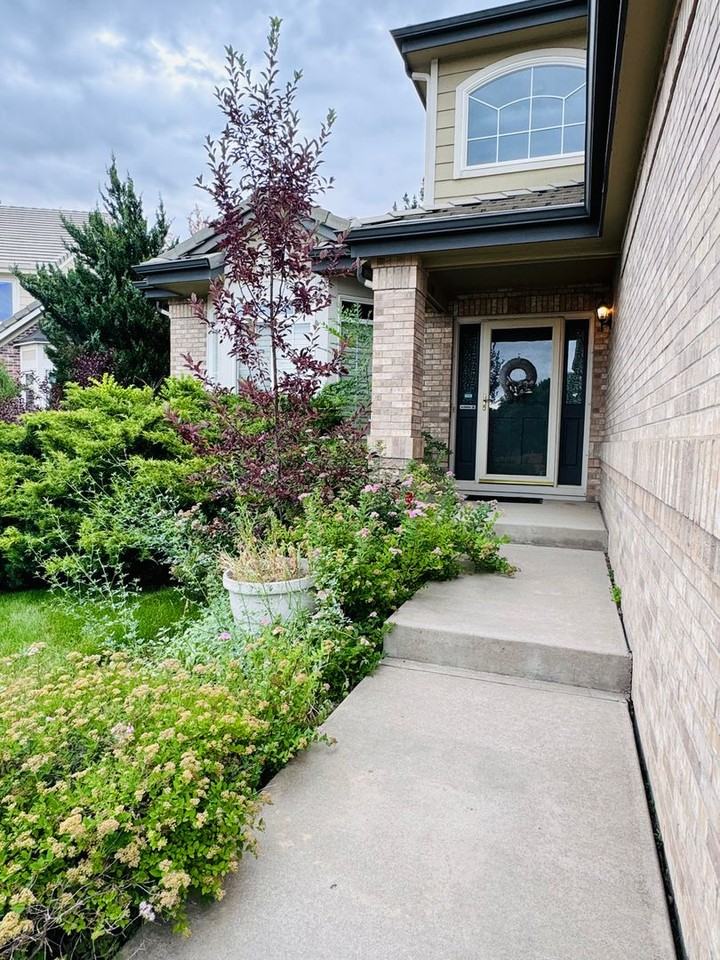 5418 S Helena St - Photo 2 of 50