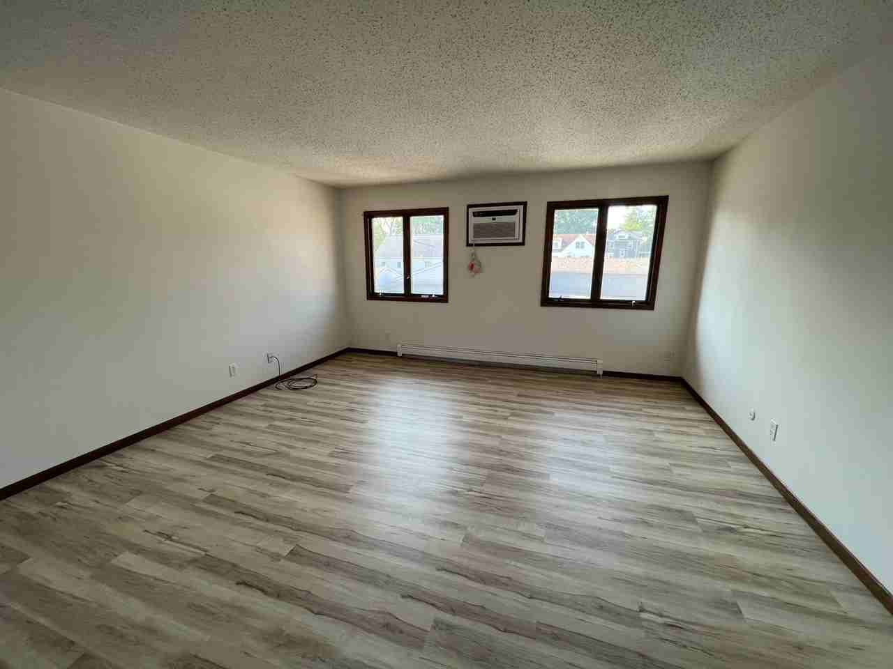 HM 2239 24th LEASE - Photo 3 of 8