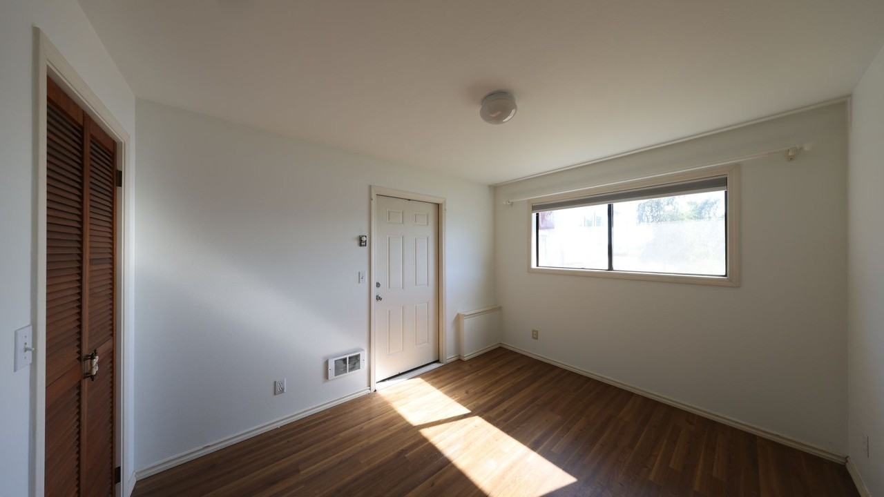 2223 Madrona Way - Photo 5 of 8