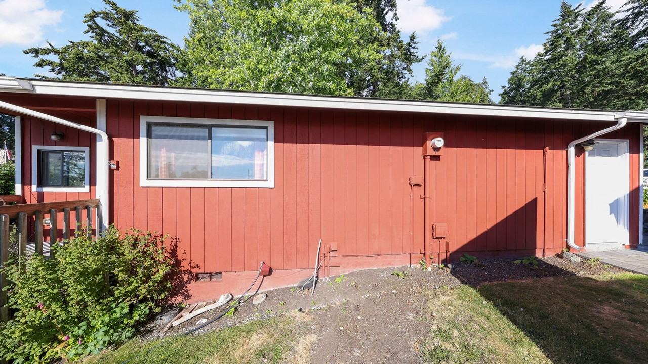 2223 Madrona Way - Photo 7 of 8