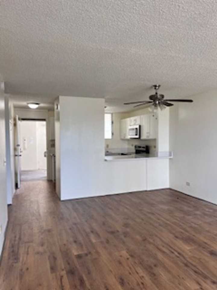 1018 Lunalilo St #501 - Photo 5 of 11