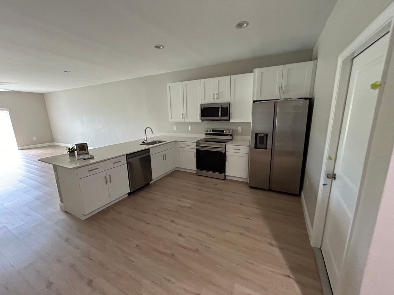 8553 Dinnano St - Photo 4 of 10