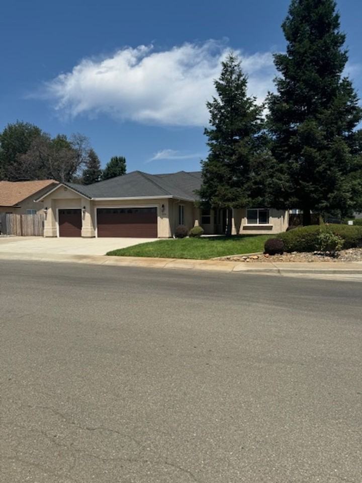 1390 Empress Ln - Photo 2 of 30