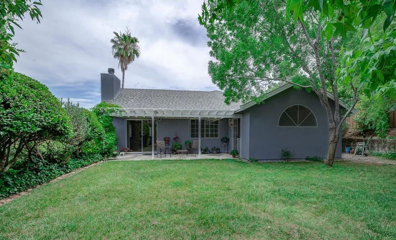 714 Spaniel Dr - Photo 2 of 19