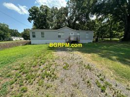 featured image of 312 E Valentine Rd