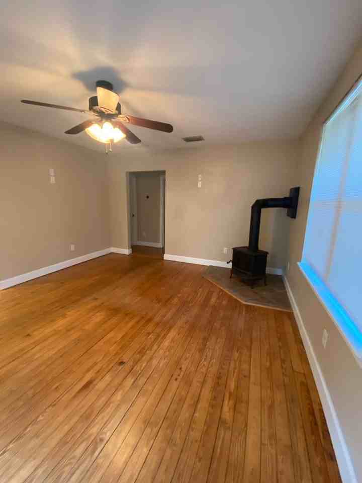 4030 Sw 18th St - Photo 2 of 29