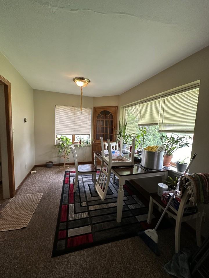 524 1/2 Fountain St Apt B - Photo 5 of 23