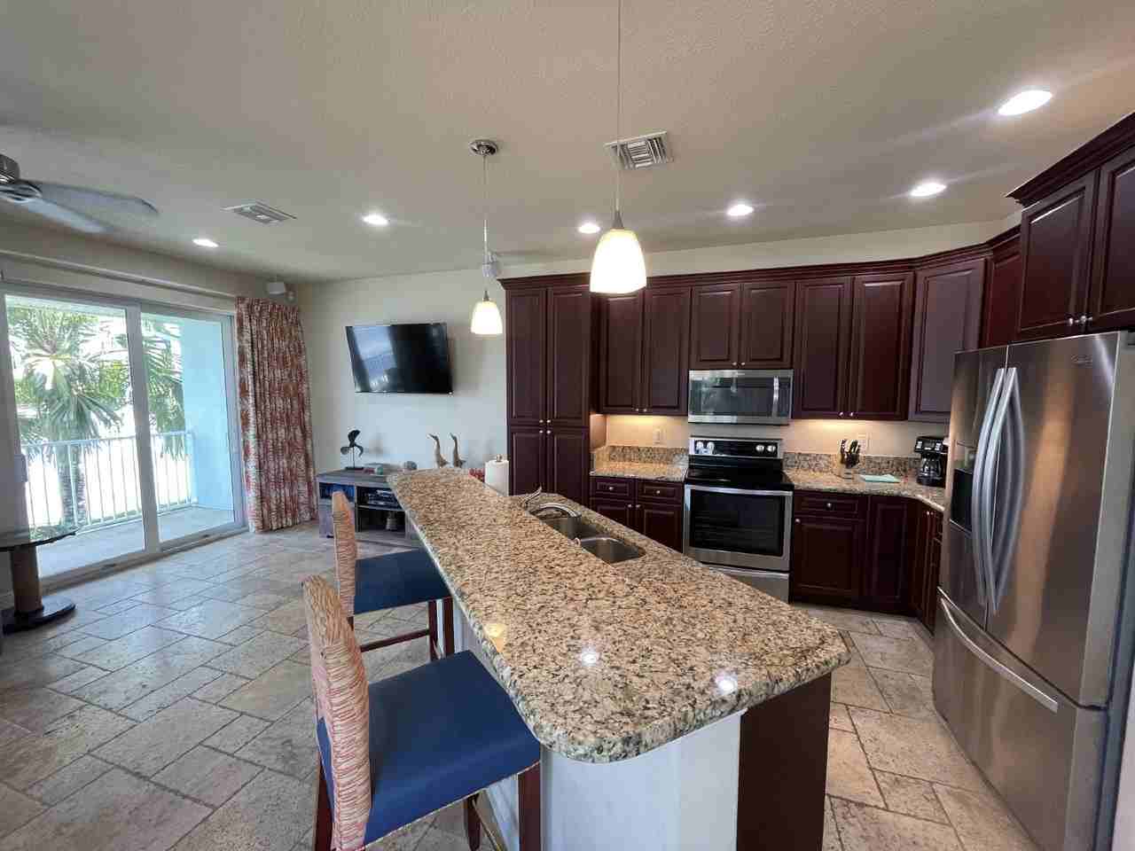 104 Parrotfish Ln - Photo 3 of 33
