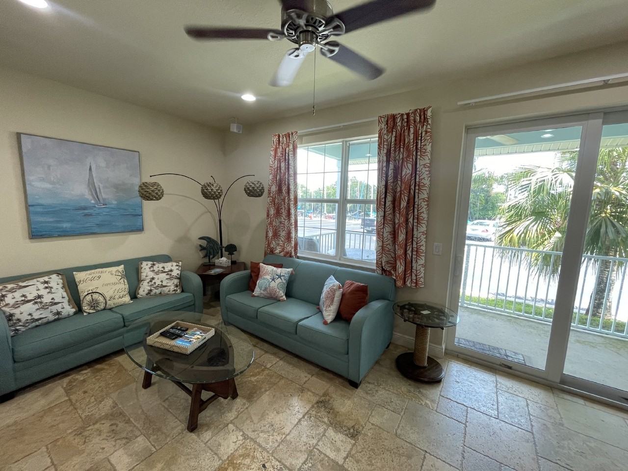 104 Parrotfish Ln - Photo 5 of 33