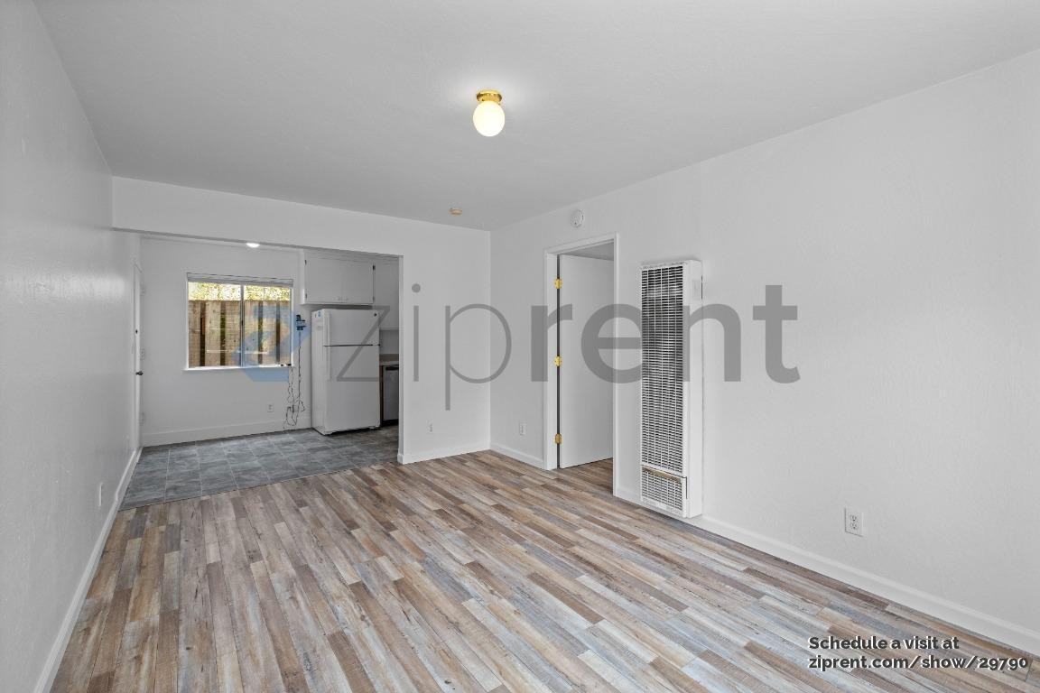 3108 Harper St #A - Photo 3 of 21