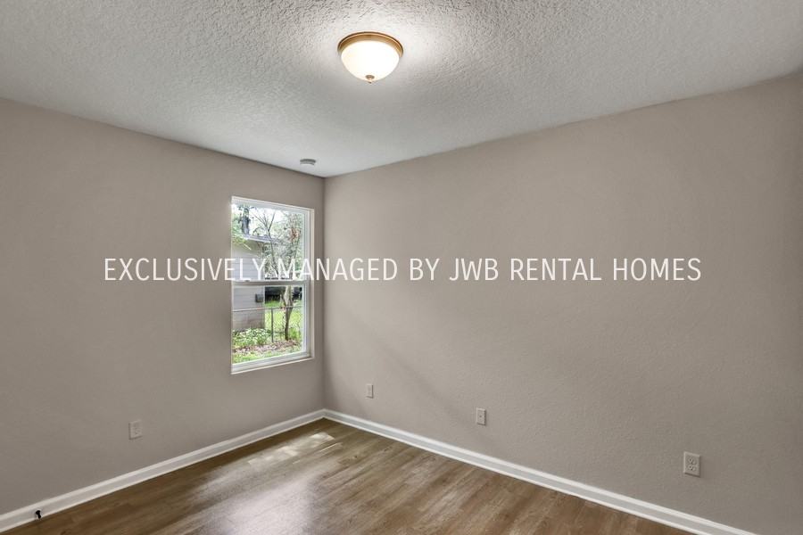 4132 Santee Rd - Photo 3 of 8