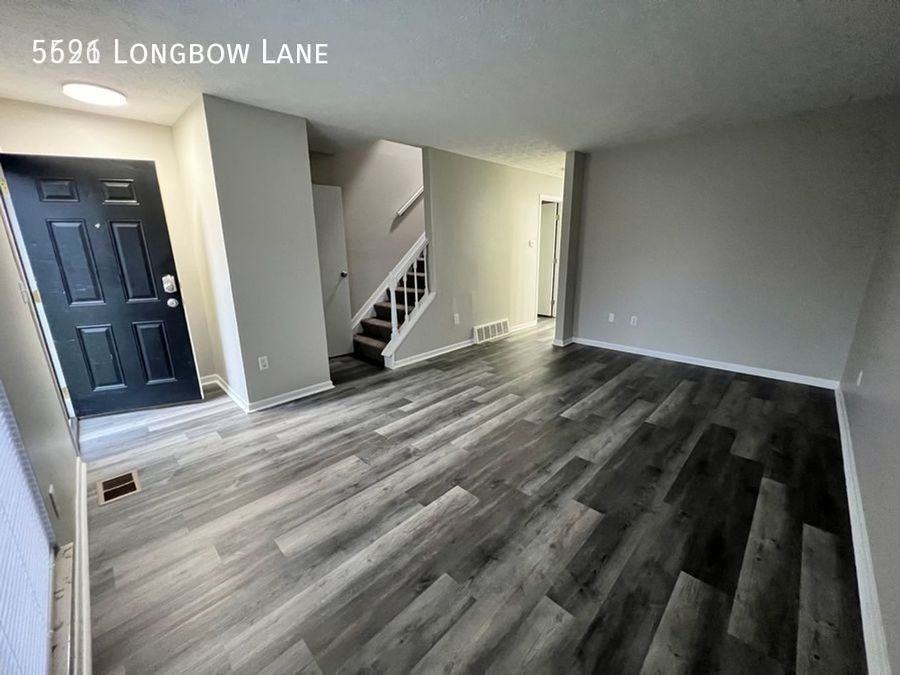 5596 Longbow Ln - Photo 2 of 23